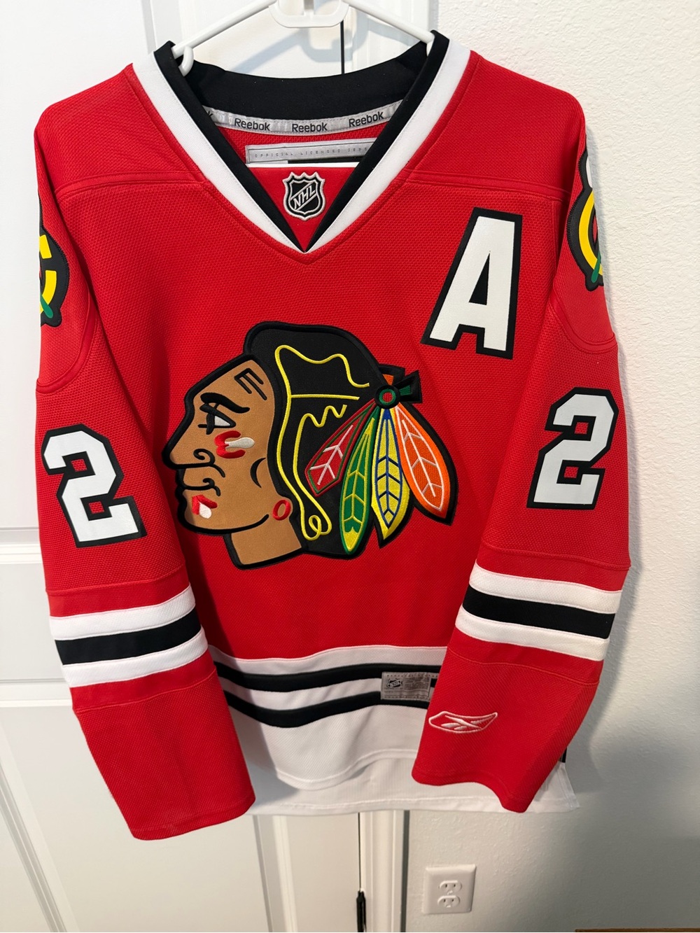 Duncan Keith Reebok Red Chicago Blackhawks Hockey jersey